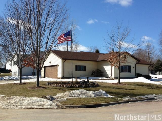 2405 Johnny Ridge Rd, Faribault, MN 55021