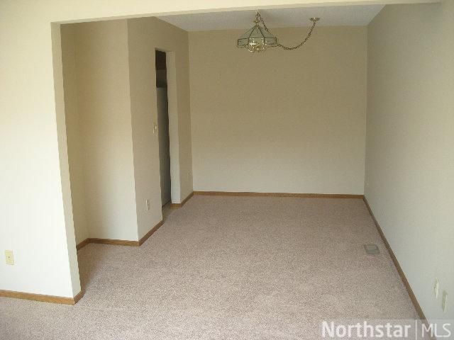 1209 Landmark Trl S, Hopkins, MN 55343