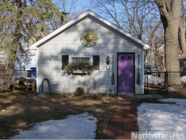 3233 21st Ave S, Minneapolis, MN 55407