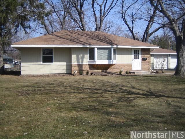 8825 Columbus Ave S, Minneapolis, MN 55420