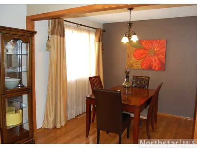 8888 134th St, Apple Valley, MN 55124