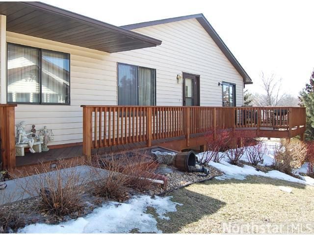 8888 134th St, Apple Valley, MN 55124