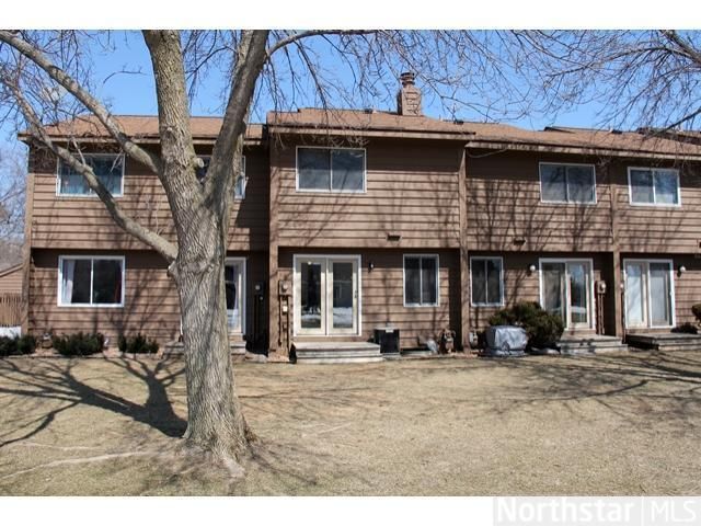 2062 11th Ave E, North Saint Paul, MN 55109