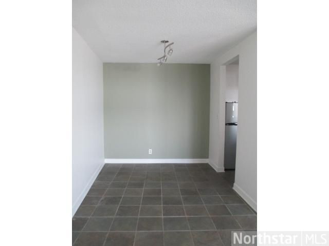 1181 Edgcumbe Rd #305, Saint Paul, MN 55105