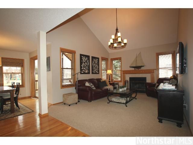 17027 Hanover Ln, Eden Prairie, MN 55347