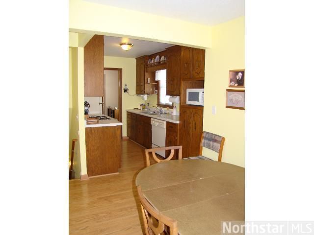 2141 Jessamine Ave E, Saint Paul, MN 55119