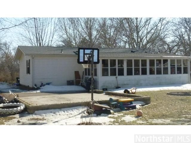 2679 Brand Ave E, Maplewood, MN 55119