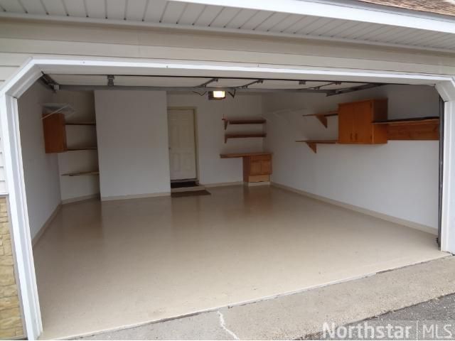 3263 Greenbrier St, Vadnais Heights, MN 55127