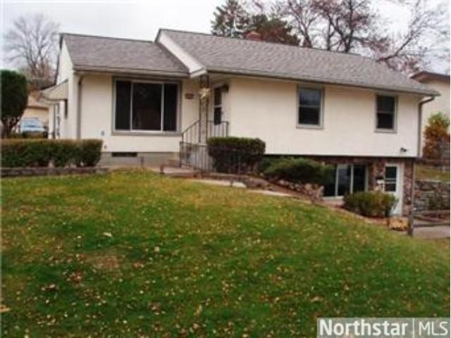 1601 Atlantic St, Saint Paul, MN 55106