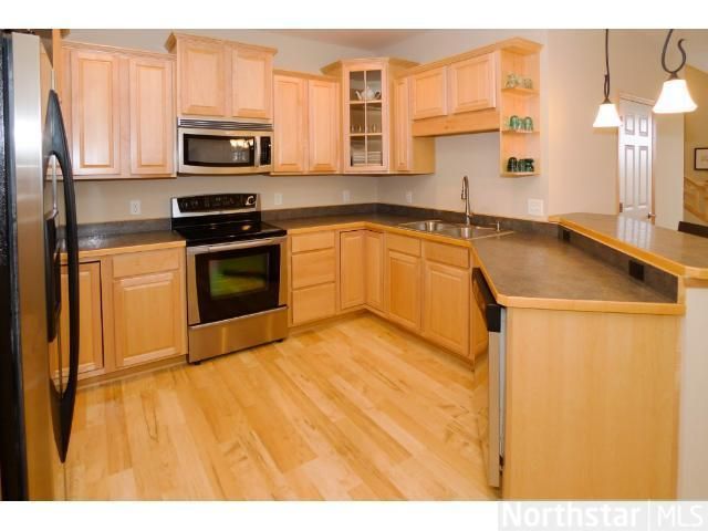 3426 Cherry Ln #E, Woodbury, MN 55129