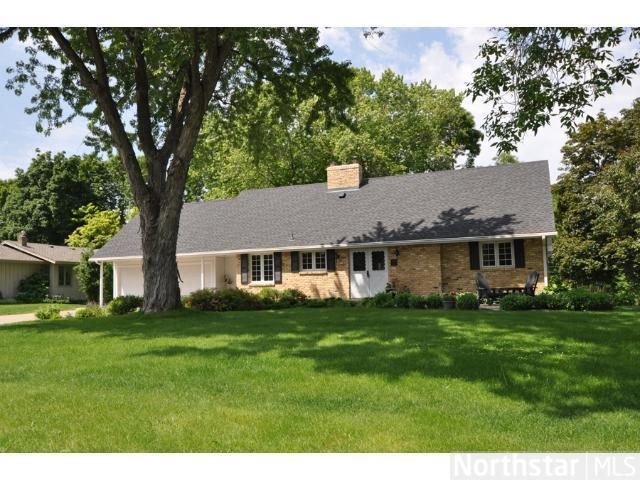 4605 Hemlock Ln N, Plymouth, MN 55442