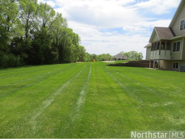 21952 Talon Dr, Saint Augusta, MN 56301