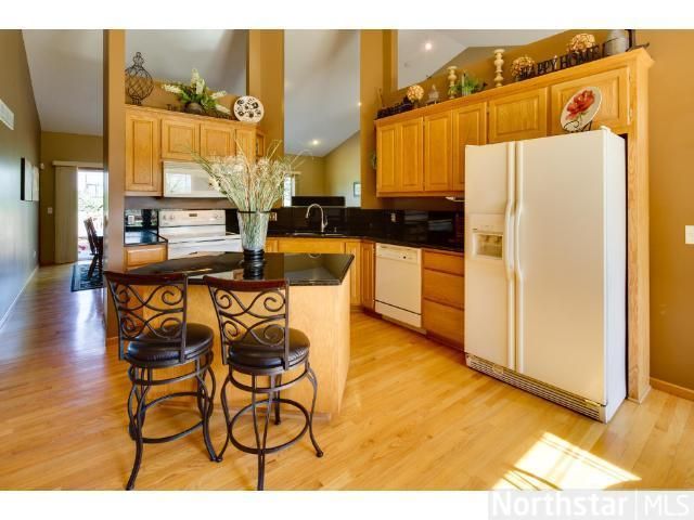 10124 Kiersten Pl, Eden Prairie, MN 55347