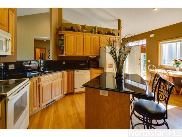 10124 Kiersten Pl, Eden Prairie, MN 55347