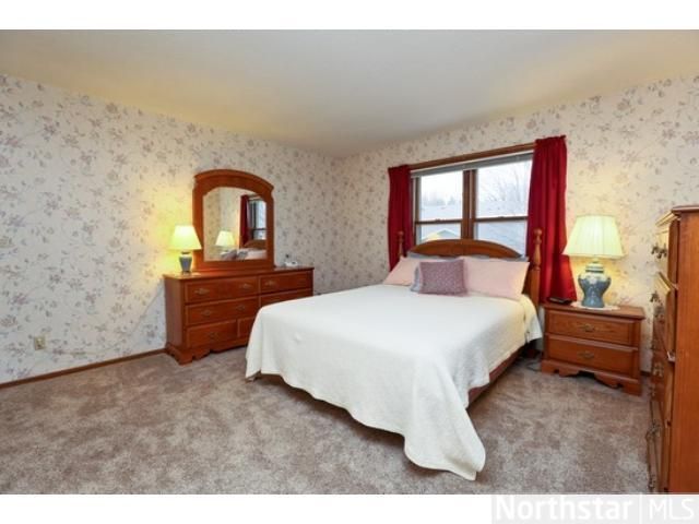1807 12 County Road E E, White Bear Lake, MN 55110