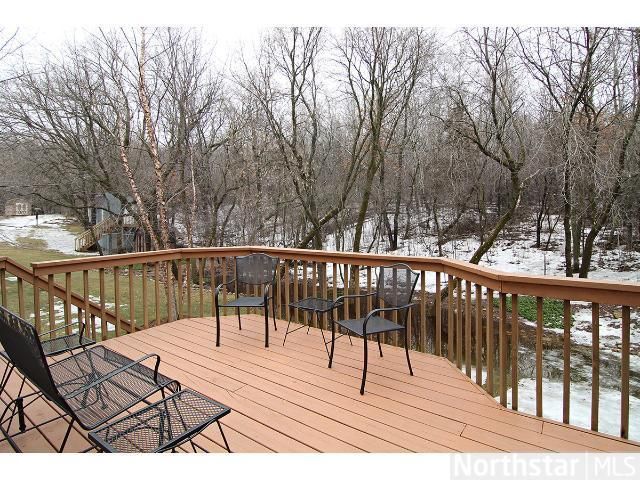 1871 Covington Ln, Eagan, MN 55122