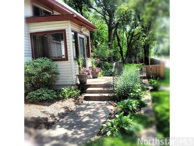 1510 English St, Saint Paul, MN 55106