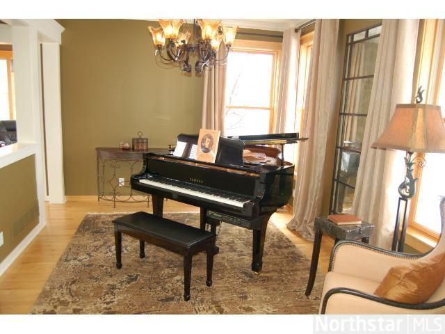 3339 Pioneer Pl, Stillwater, MN 55082