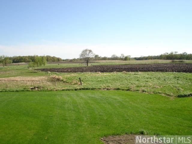 8851 110th St, Howard Lake, MN 55349