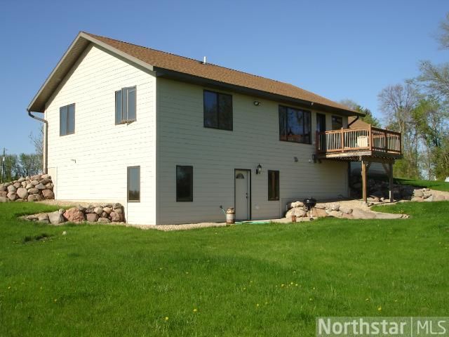 8851 110th St, Howard Lake, MN 55349