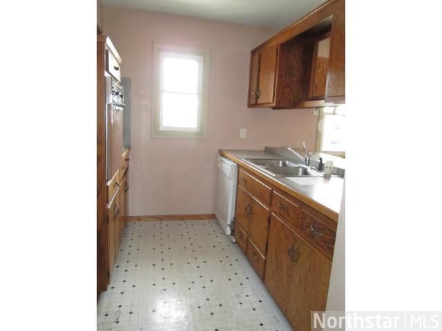 10508 Xavis St NW, Coon Rapids, MN 55433