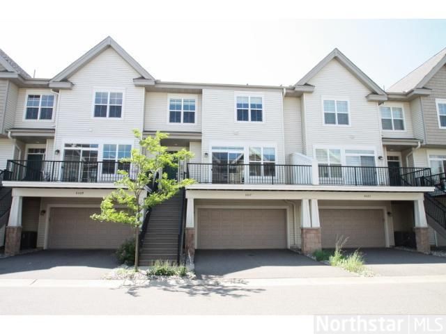8017 Larch Ln N, Maple Grove, MN 55369