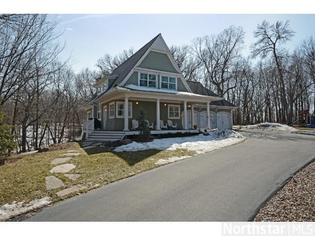 26165 Birch Bluff Rd, Excelsior, MN 55331