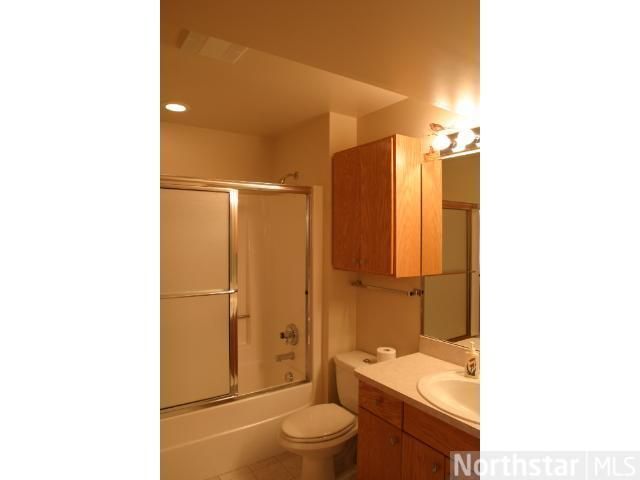 41 Pheasant Ln, North Oaks, MN 55127