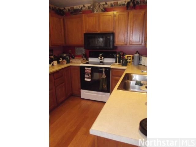 3175 Village Trl #207, Hastings, MN 55033