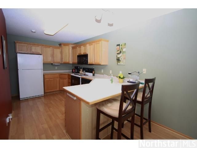 1693 Pebble Ter, Shakopee, MN 55379