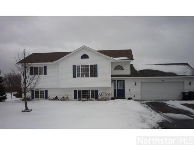 109 318th St, Center City, MN 55012