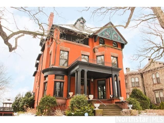 302 Summit Ave #F, Saint Paul, MN 55102
