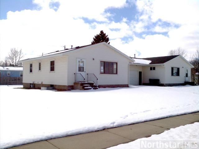 508 Minnesota St E, Saint Joseph, MN 56374