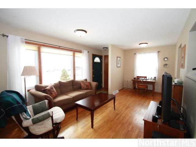 7644 Greenfield Ave, Mounds View, MN 55112