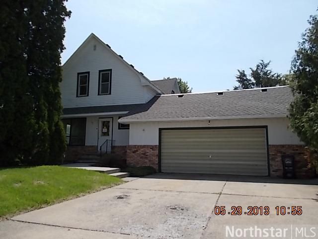10855 Railroad Ave, Chisago City, MN 55013