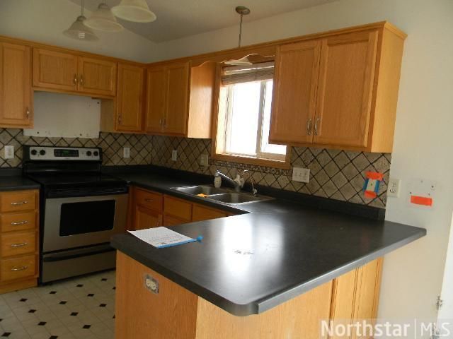 10516 51st St NE, Albertville, MN 55301