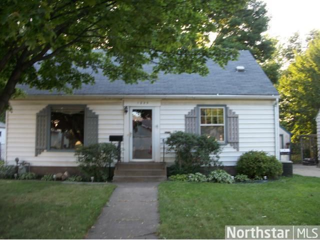 1025 Macarthur Ave, West Saint Paul, MN 55118