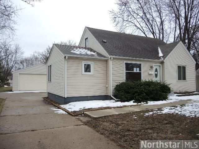 6921 46th Ave N, Crystal, MN 55428