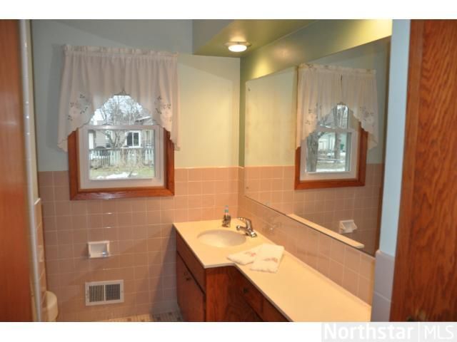 7924 Colorado Ave N, Minneapolis, MN 55443