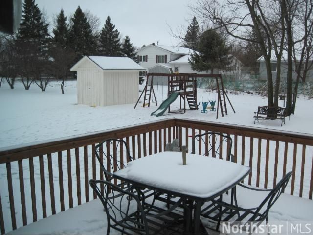 430 N State Ave, Le Center, MN 56057