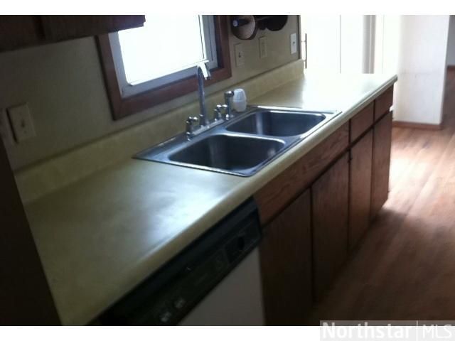 332 113th Ave NE, Blaine, MN 55434
