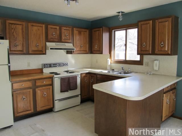 11357 Flintwood St NW, Coon Rapids, MN 55448