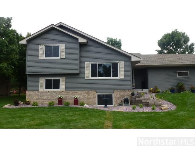 4164 Kaitlin Dr, Vadnais Heights, MN 55127