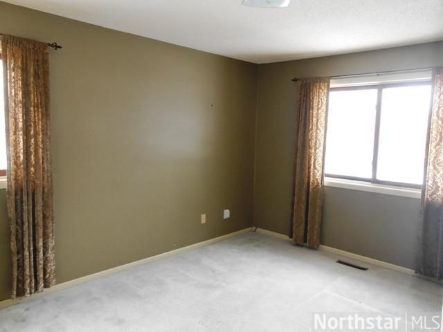 2000 Clarence St, Maplewood, MN 55109