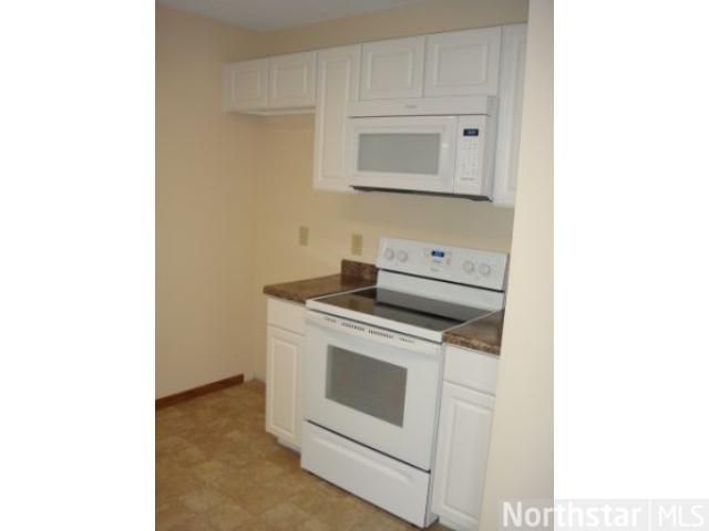 15122 Dunbar Ct, Apple Valley, MN 55124