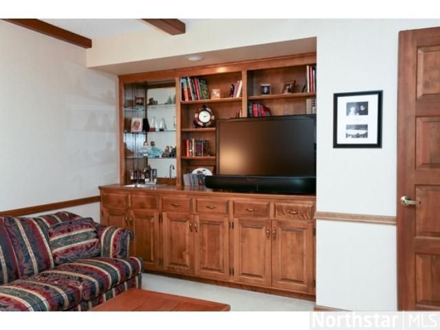 7250 Lewis Ridge Pw #218, Edina, MN 55439
