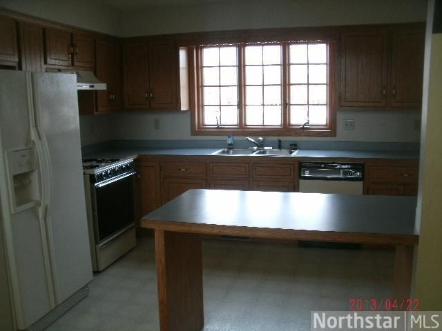15535 Fox St NW, Andover, MN 55304