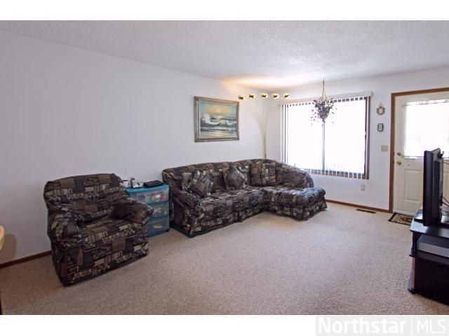 7483 Vinewood Ln N, Osseo, MN 55311