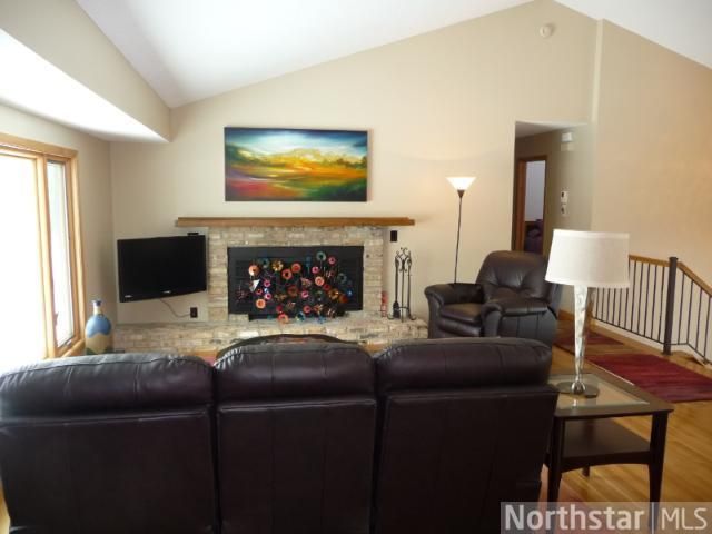 245 County 92 Rd #92, Maple Plain, MN 55359