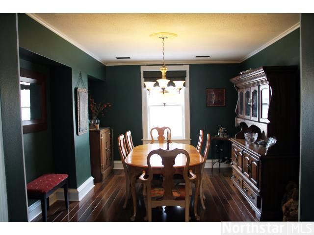 314 N 6th St, Henderson, MN 56044
